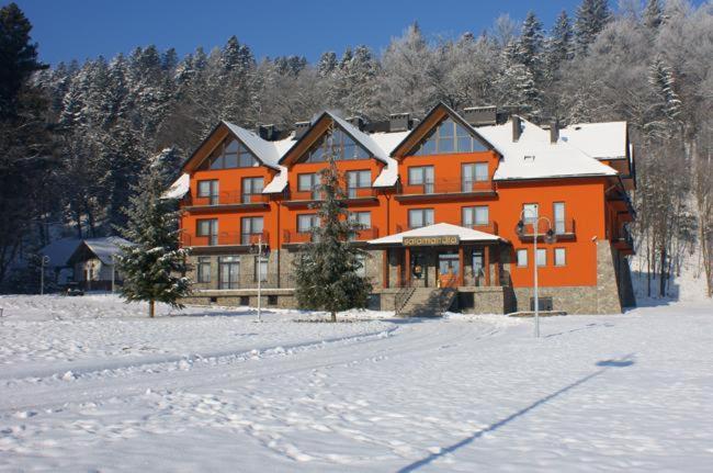 Hotel Salamandra Hoczew Exterior photo